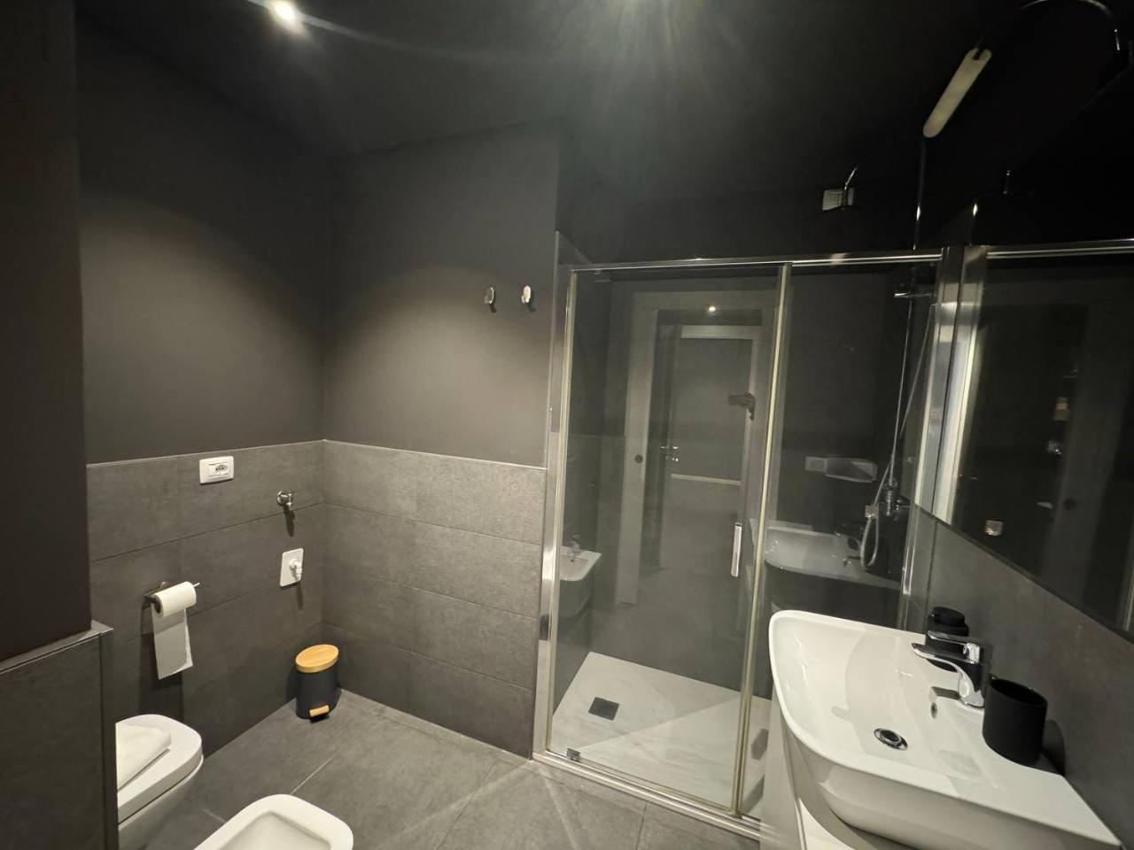 Dolcedeluxe Central Station Милано Екстериор снимка