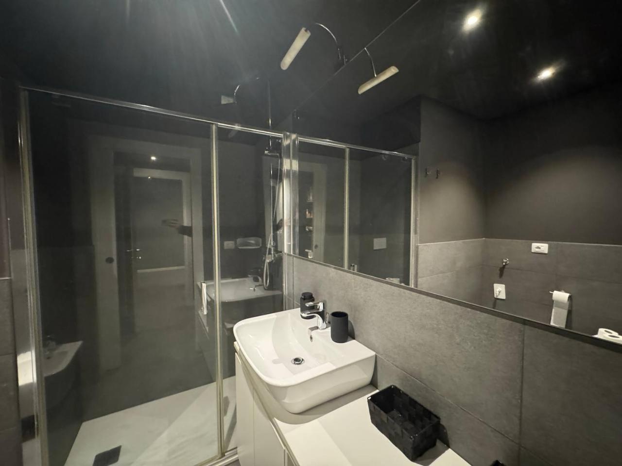 Dolcedeluxe Central Station Милано Екстериор снимка